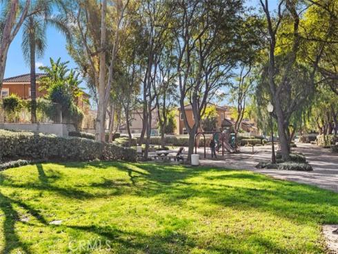 7  Calle De Luna  , Rancho Santa Margarita, CA