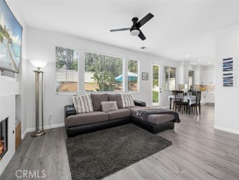 7  Calle De Luna  , Rancho Santa Margarita, CA