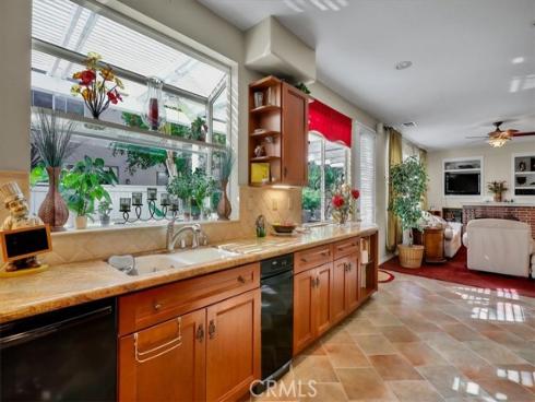 19  Calle De Arena  , Rancho Santa Margarita, CA