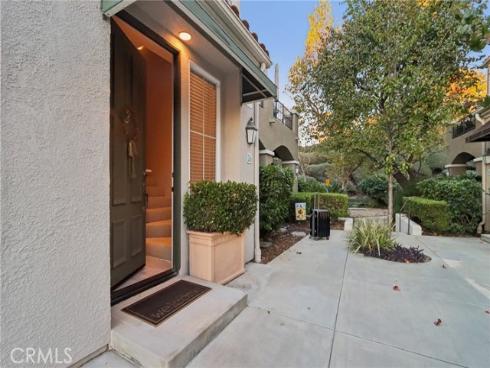 26  Via Cordoba  , Rancho Santa Margarita, CA