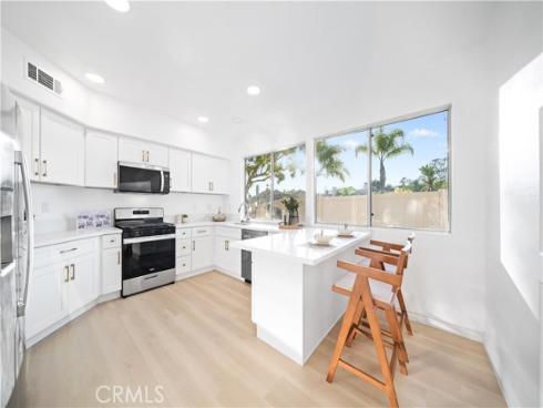 2  Via Helena  , Rancho Santa Margarita, CA