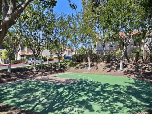 61  Rabano  , Rancho Santa Margarita, CA