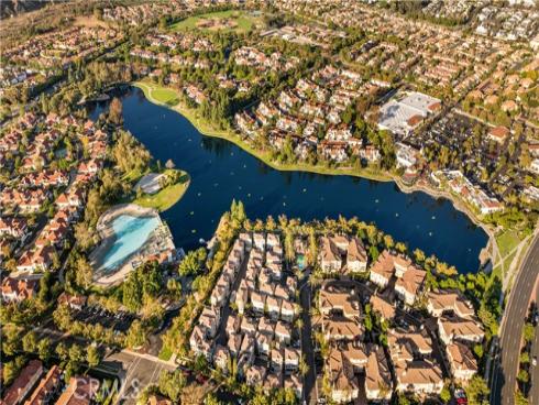 16 Las Piedras , Rancho Santa Margarita, CA