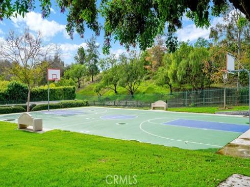 6  Minikahda  , Rancho Santa Margarita, CA