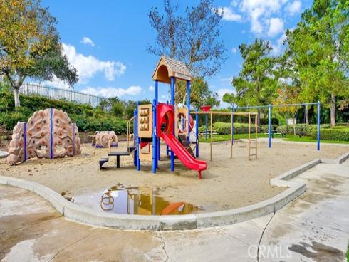 6  Minikahda  , Rancho Santa Margarita, CA