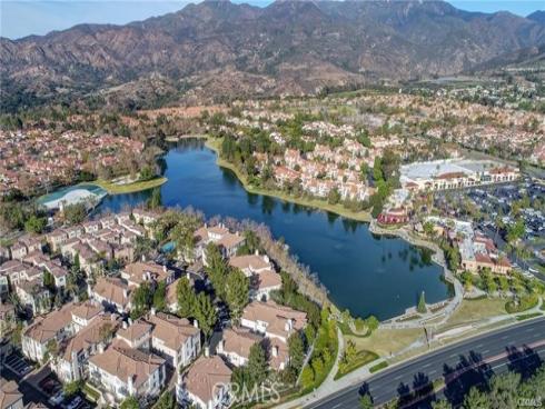 225  Montana Del Lago   Drive, Rancho Santa Margarita, CA