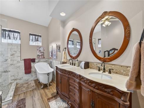 17  Via Anadeja  , Rancho Santa Margarita, CA