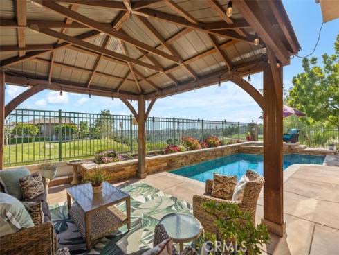 71 Golf Ridge Drive, Rancho Santa Margarita, CA