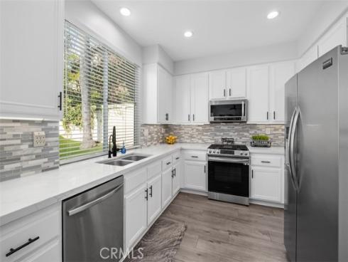 7  Calle De Luna  , Rancho Santa Margarita, CA