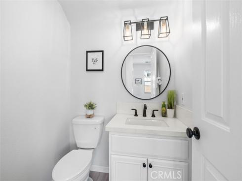 7  Calle De Luna  , Rancho Santa Margarita, CA