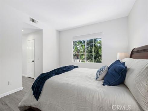 7  Calle De Luna  , Rancho Santa Margarita, CA