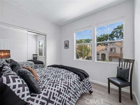 7  Calle De Luna  , Rancho Santa Margarita, CA