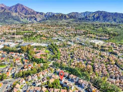 7  Calle De Luna  , Rancho Santa Margarita, CA