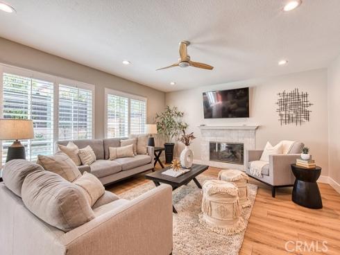 12  Via Hacienda  , Rancho Santa Margarita, CA