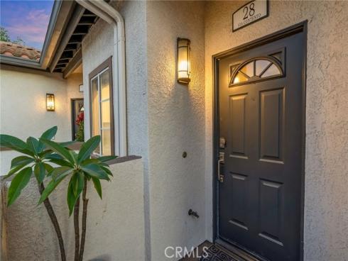 28  Via Contento  , Rancho Santa Margarita, CA