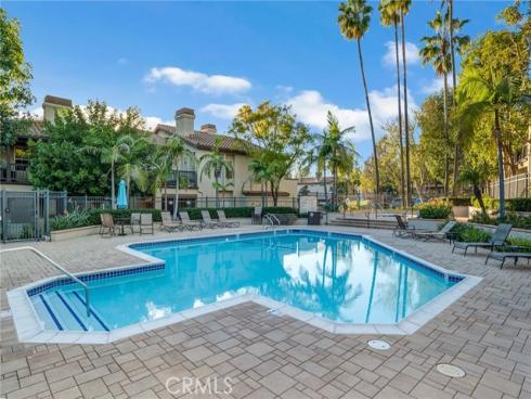 28  Via Contento  , Rancho Santa Margarita, CA