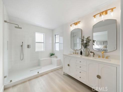 15  Via Floria  , Rancho Santa Margarita, CA