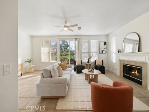 15  Via Floria  , Rancho Santa Margarita, CA