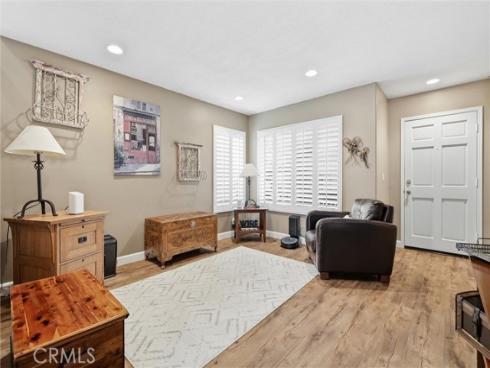 24  Calle Estero  , Rancho Santa Margarita, CA