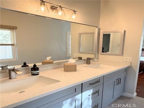 11  Dewberry  , Rancho Santa Margarita, CA