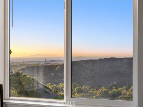 5  Via Taliana  , Rancho Santa Margarita, CA