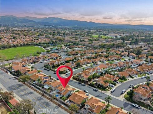 31  Alumbre  , Rancho Santa Margarita, CA