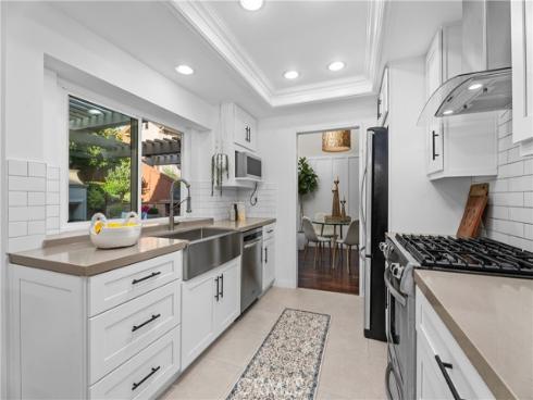 9  Calle Larspur  , Rancho Santa Margarita, CA