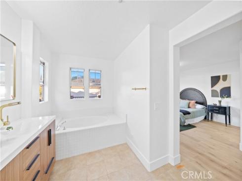 35  Via Encanto  , Rancho Santa Margarita, CA