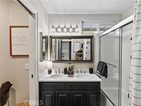 21352  Silvertree Lane  , Rancho Santa Margarita, CA