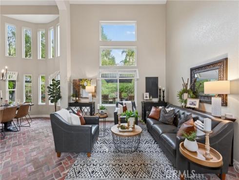 21352  Silvertree Lane  , Rancho Santa Margarita, CA