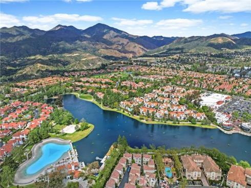 1  Via Garceta  , Rancho Santa Margarita, CA