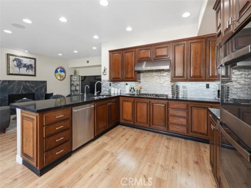 6  Beaconsfield  , Rancho Santa Margarita, CA