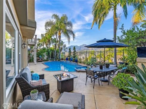 14  Thorn Oak  , Rancho Santa Margarita, CA