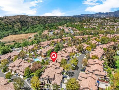 41  Pinzon  , Rancho Santa Margarita, CA