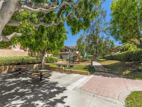 41  Pinzon  , Rancho Santa Margarita, CA