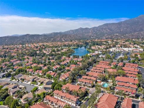 39  Via Hermosa  , Rancho Santa Margarita, CA