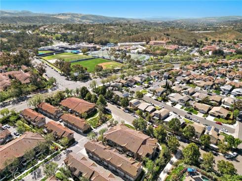 39  Via Hermosa  , Rancho Santa Margarita, CA