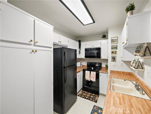 39  Via Hermosa  , Rancho Santa Margarita, CA