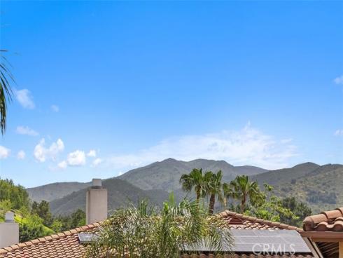16 Golf Ridge Drive, Rancho Santa Margarita, CA