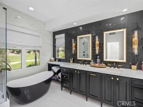 16 Golf Ridge Drive, Rancho Santa Margarita, CA