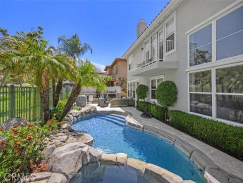 16 Golf Ridge Drive, Rancho Santa Margarita, CA