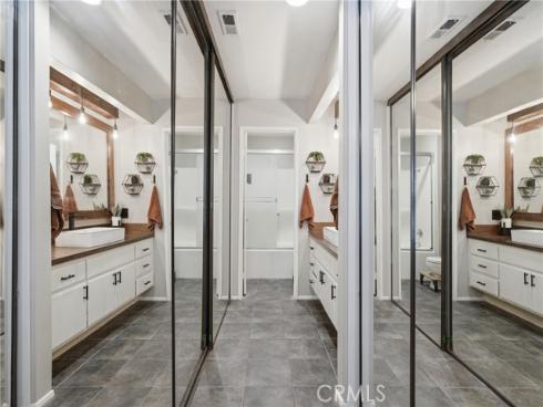 24 Vista Sierra 26 , Rancho Santa Margarita, CA