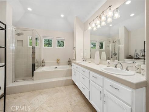 22 Lawnridge , Rancho Santa Margarita, CA