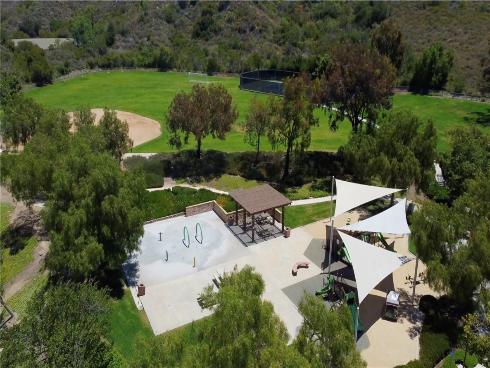 44 Willowbrook Lane, Rancho Santa Margarita, CA
