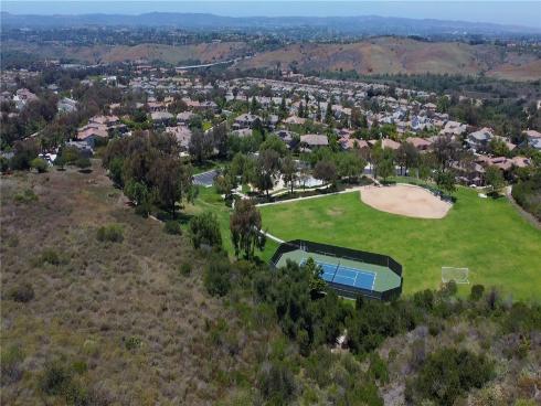44 Willowbrook Lane, Rancho Santa Margarita, CA