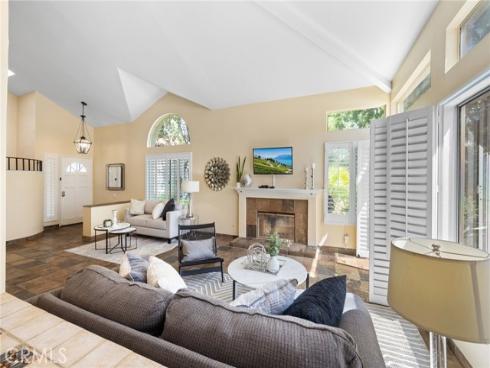 15 Calle Francesca , Rancho Santa Margarita, CA