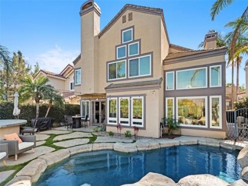 21 Summitcrest , Rancho Santa Margarita, CA