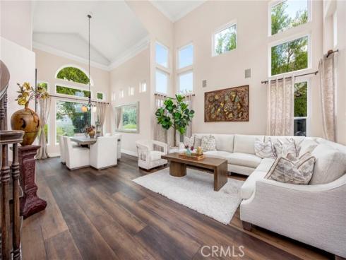 28  Calle Serra  , Rancho Santa Margarita, CA