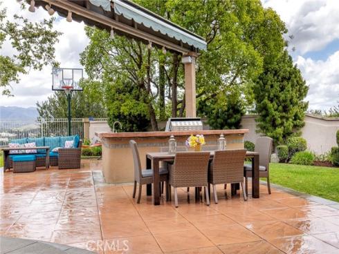 28  Calle Serra  , Rancho Santa Margarita, CA