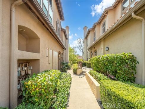 59 Camino Del Oro , Rancho Santa Margarita, CA
